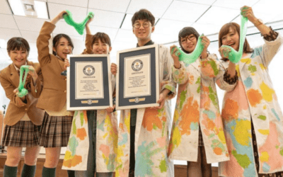 Slimy​ Guinness​ World Records